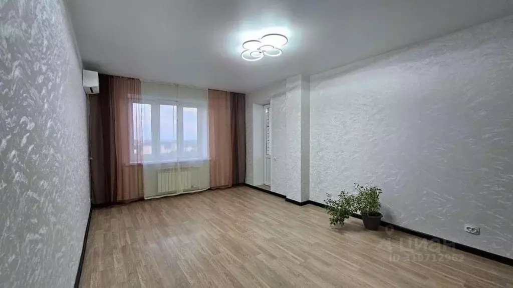 3-к кв. Липецкая область, Липецк ул. Имени Мичурина, 24 (77.0 м) - Фото 0