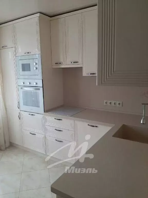 Продается 3-комнатная квартира - Фото 2