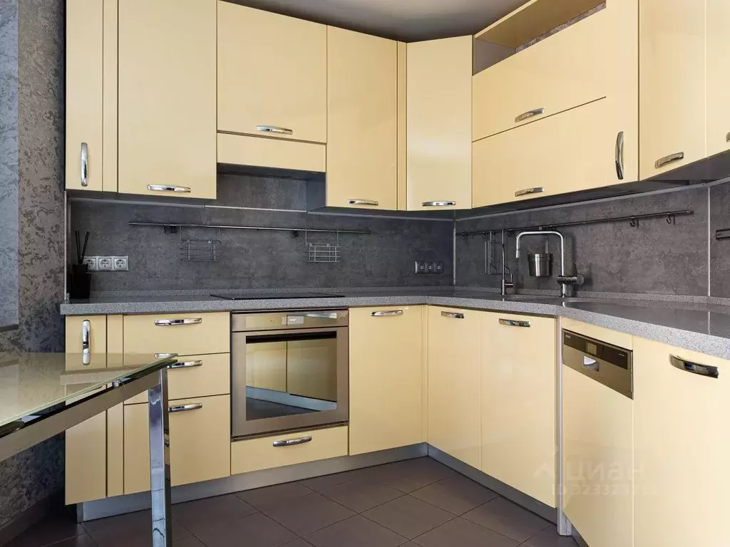 Квартира, 3 комнаты, 67.5 м - Фото 1