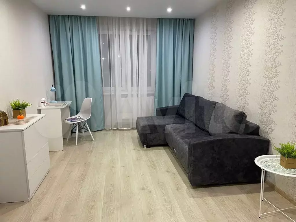 1-к. квартира, 35 м, 2/18 эт. - Фото 0