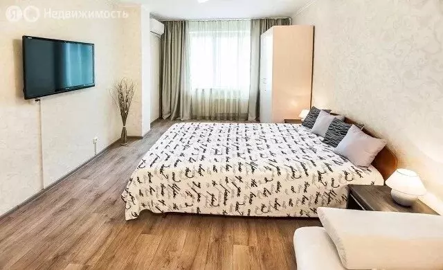 1-комнатная квартира: Ставрополь, улица Михаила Морозова, 10 (40 м) - Фото 0