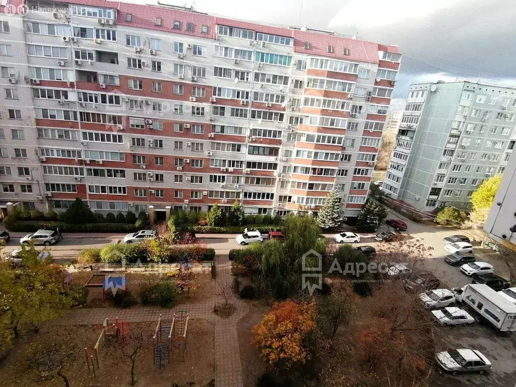 3-комнатная квартира: Волгоград, Двинская улица, 11А (73.1 м) - Фото 1