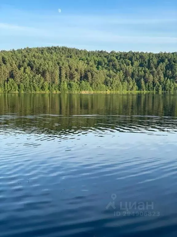 Участок в Иркутская область, Иркутский район, Ушаковское муниципальное ... - Фото 0