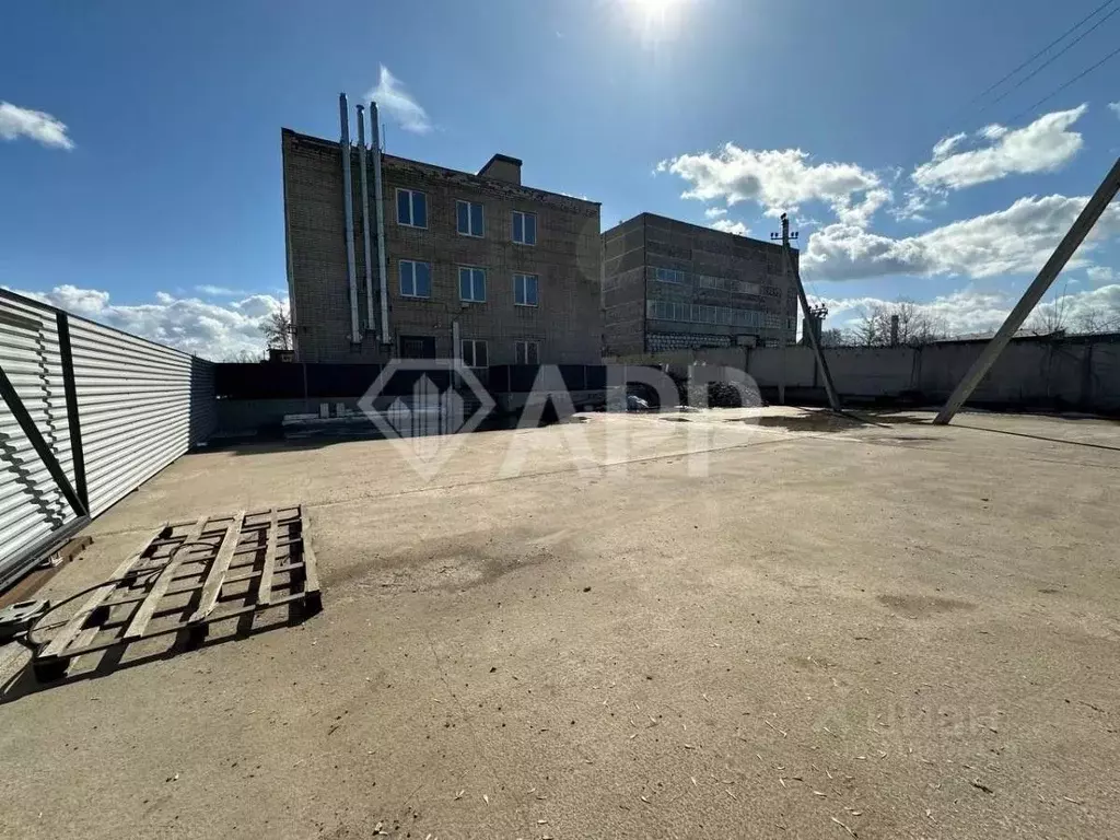 Помещение свободного назначения в Татарстан, Набережные Челны проезд ... - Фото 0