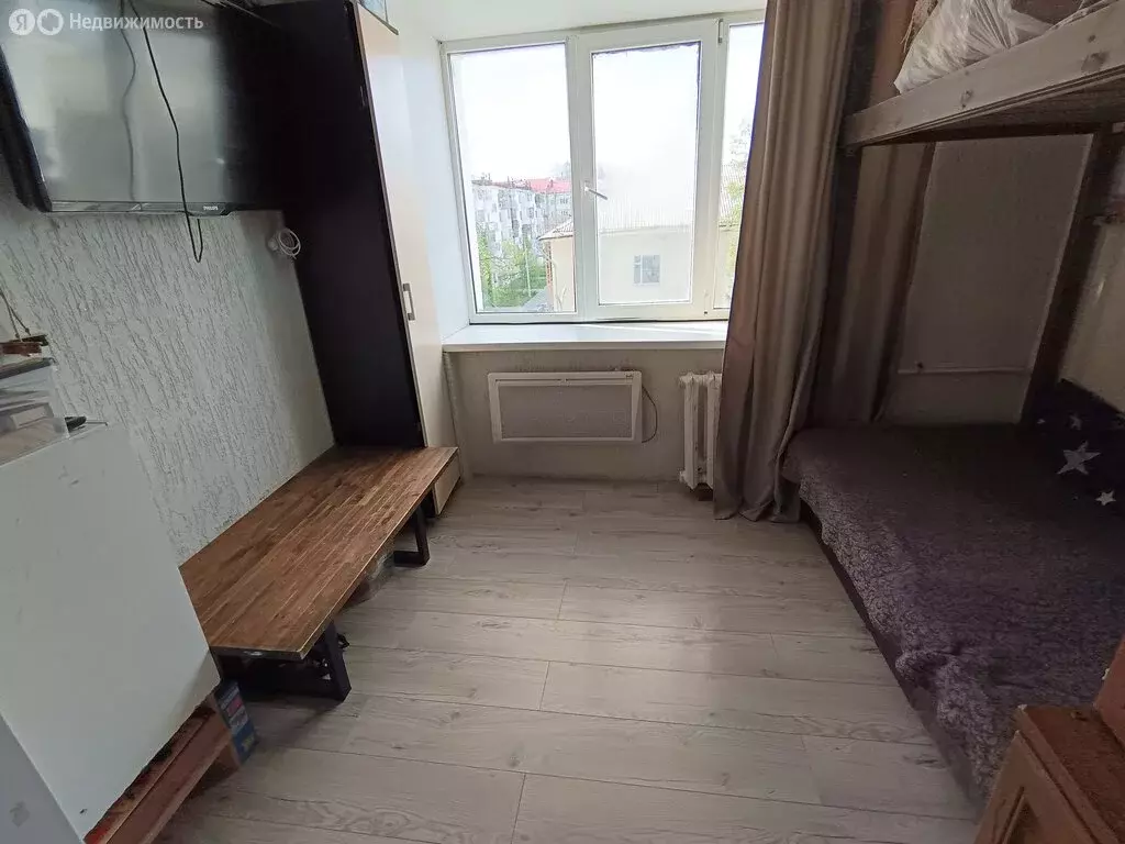 1к в 7-комнатной квартире (19 м) - Фото 0