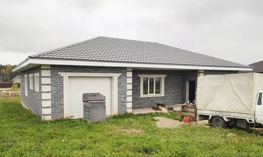 Дом в Кировская область, Слободской район, Бобинское с/пос, д. Большие ... - Фото 2