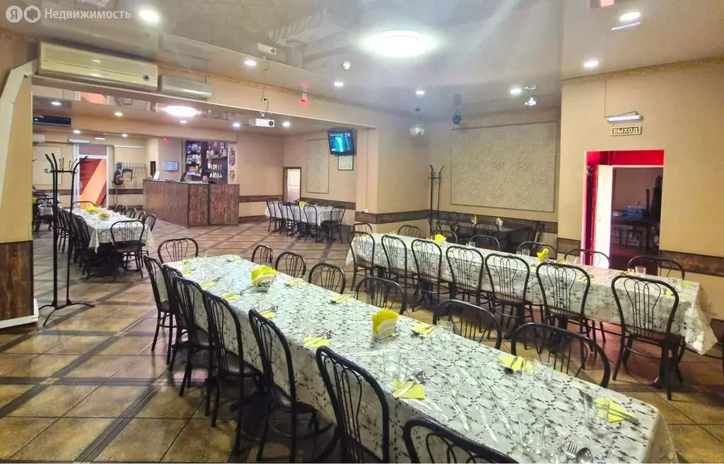 Помещение свободного назначения (418.3 м) - Фото 1