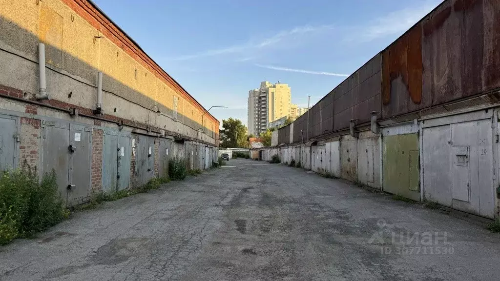 Гараж в Свердловская область, Екатеринбург ул. Восточная, 5Ж (16 м) - Фото 0