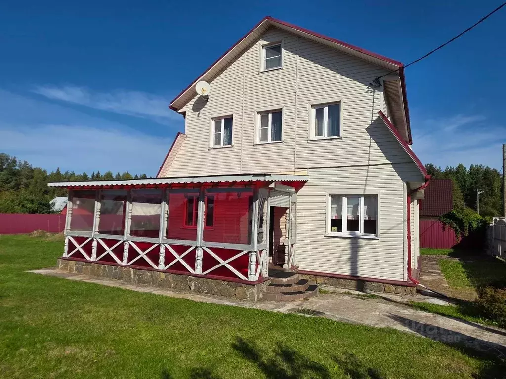 Дом в Ленинградская область, Лодейнопольский район, Янегское с/пос, ... - Фото 1