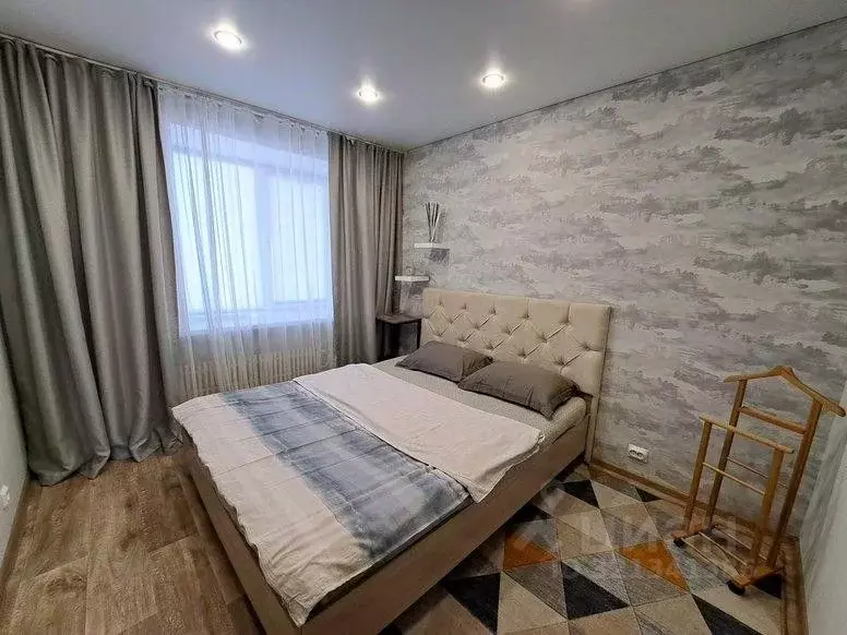 3-к кв. Татарстан, Елабуга ул. Марджани, 8 (68.0 м) - Фото 0