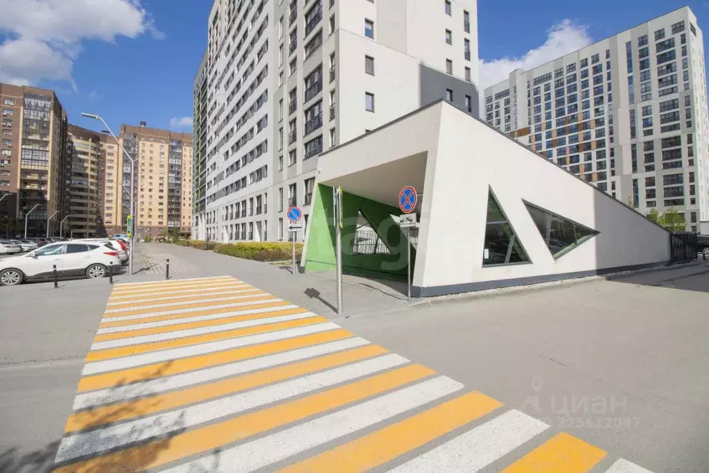 Гараж в Тюменская область, Тюмень ул. 50 лет Октября, 57А (18 м) - Фото 1