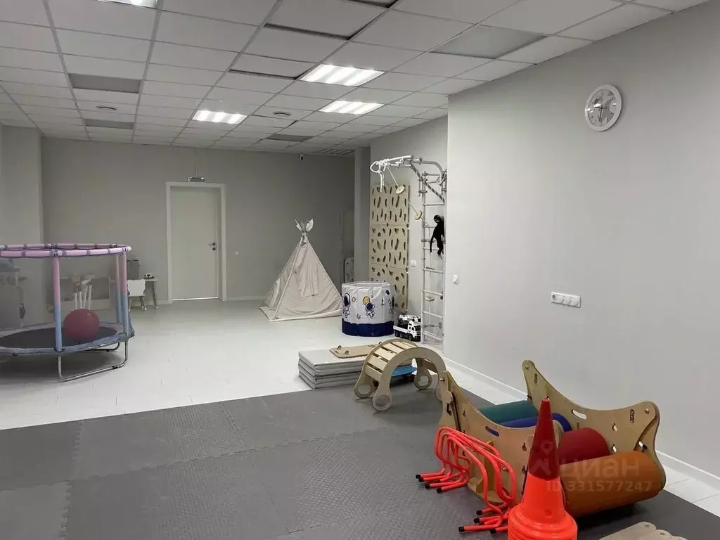 Помещение свободного назначения в Москва ул. Пырьева, 9 (203 м) - Фото 2