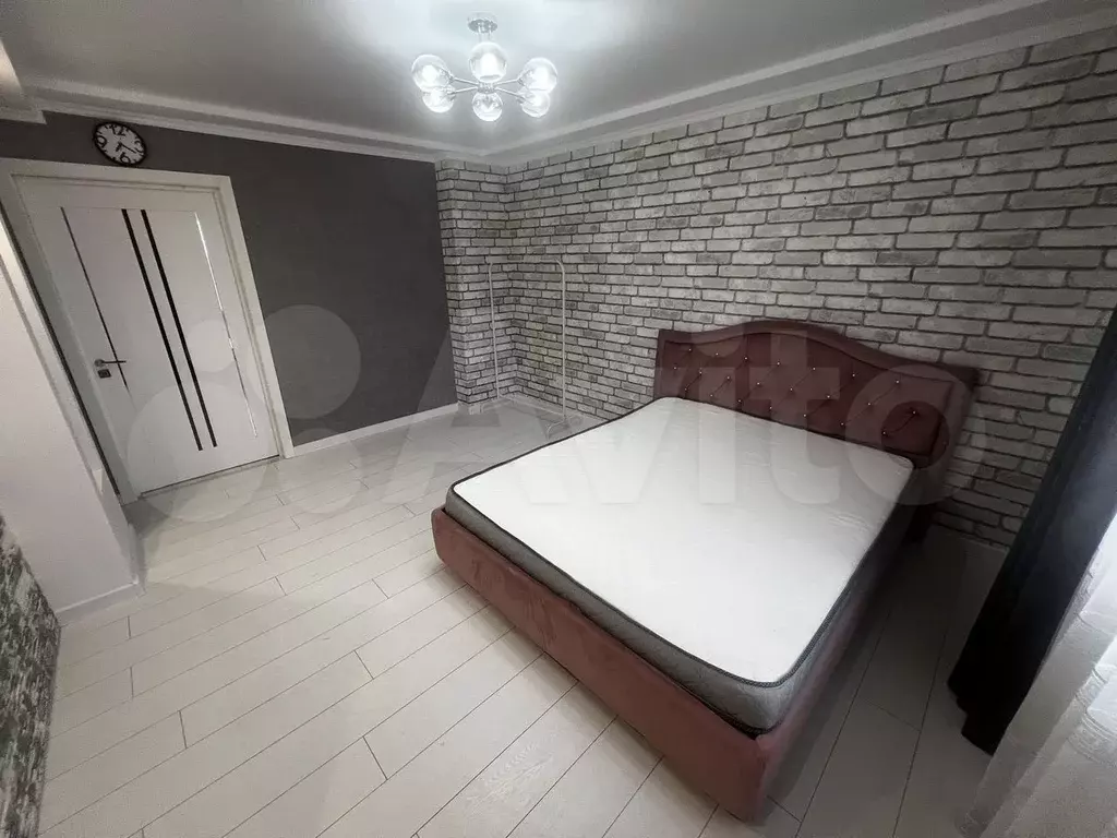 2-к. квартира, 60 м, 8/9 эт. - Фото 0