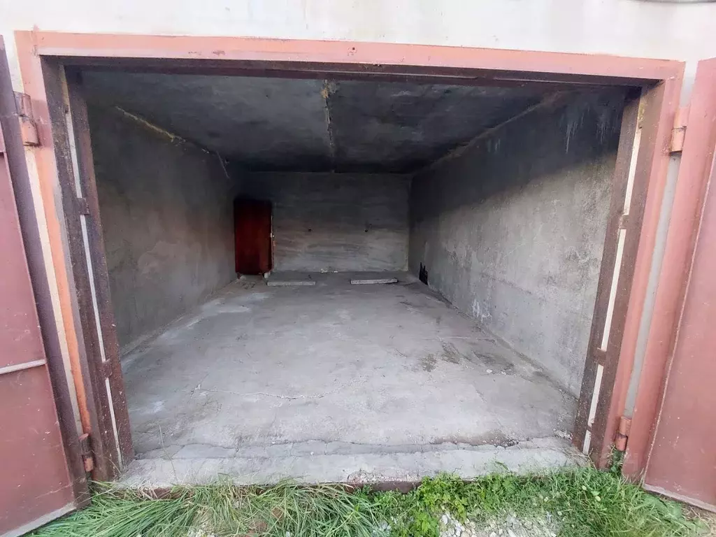 Гараж в Саратовская область, Саратов ул. Имени П.Ф. Батавина, 11 (24 ... - Фото 0