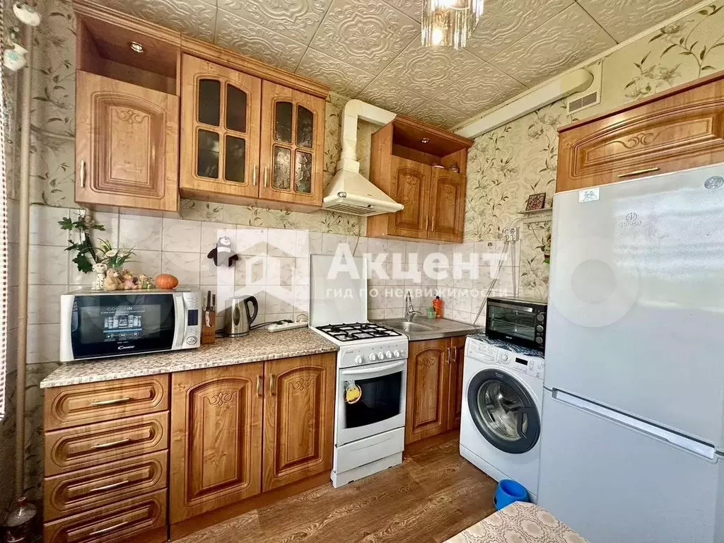 3-к. квартира, 64 м, 6/9 эт. - Фото 0