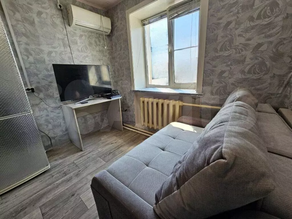 Комната 11,5 м в 1-к., 1/3 эт. - Фото 0