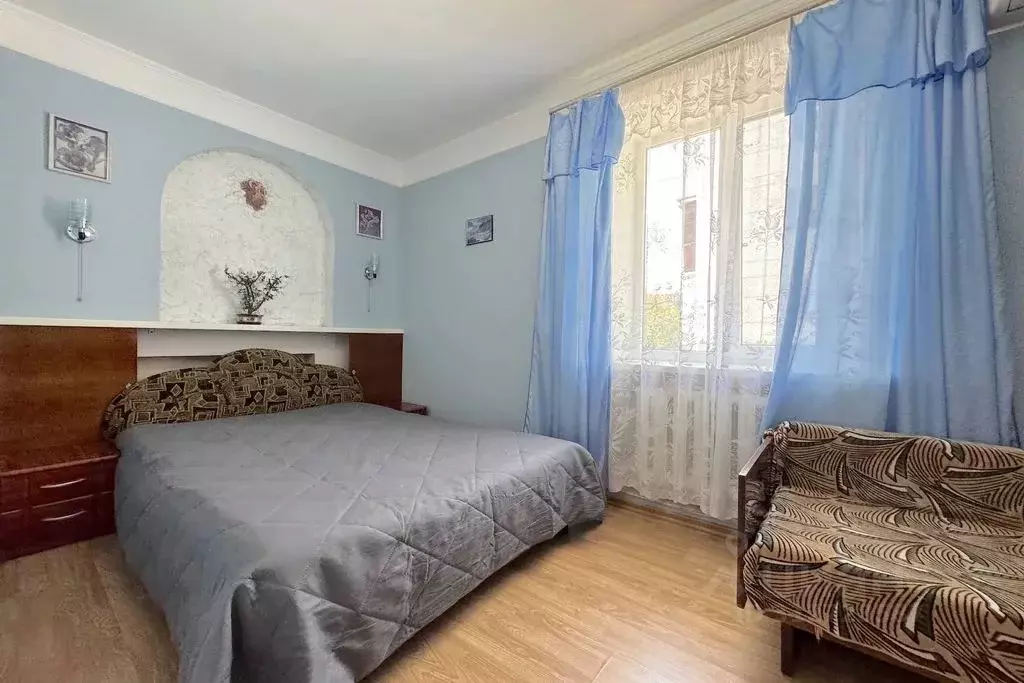 2-к кв. Крым, Феодосия ул. Галерейная, 11 (46.0 м) - Фото 0
