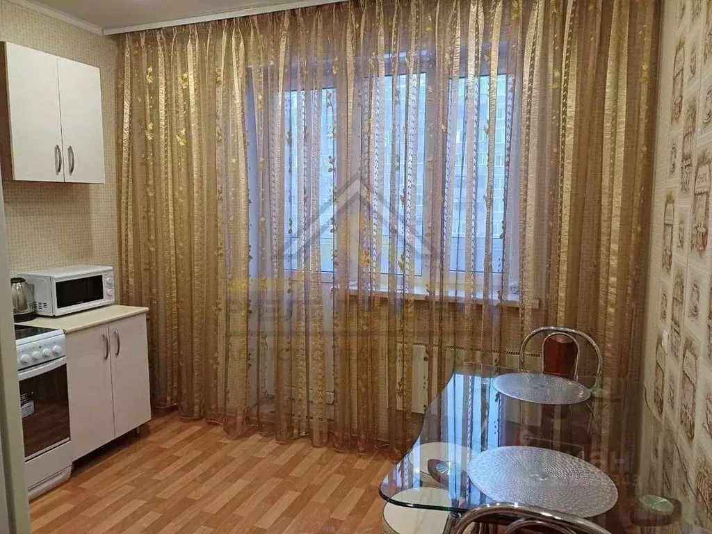 1-к кв. Белгородская область, Старый Оскол Степной мкр, 8 (47.0 м) - Фото 1