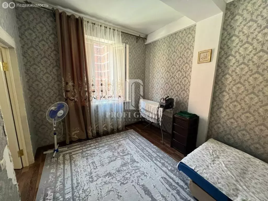 2-комнатная квартира: Махачкала, улица Абдулхамида Юсупова, 75 (75 м) - Фото 0