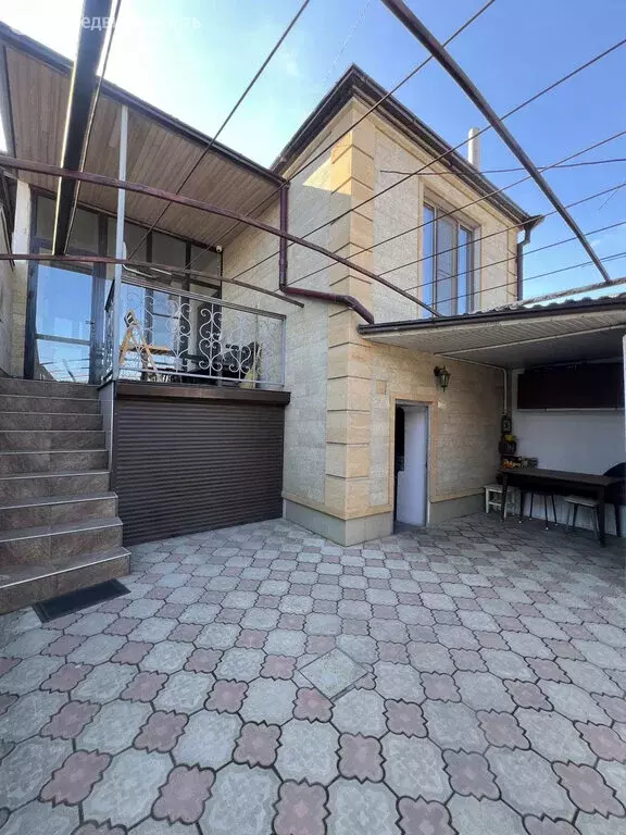 Дом в Махачкала, улица Камалова, 38 (180 м) - Фото 1