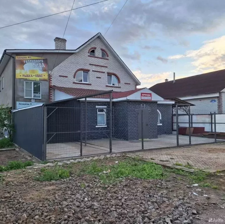 Помещение свободного назначения в Смоленская область, Ярцево ул. ... - Фото 1