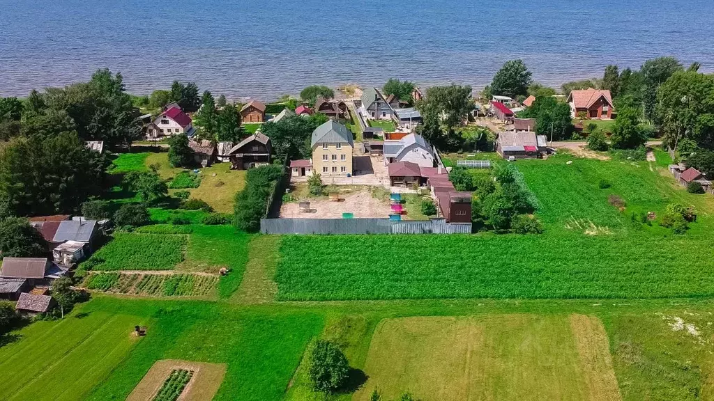 Дом в Псковская область, Гдов городское поселение, д. Синьковщина  ... - Фото 1