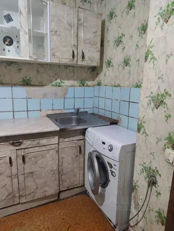 Комната Ростовская область, Новочеркасск ул. Фрунзе, 21 - Фото 2