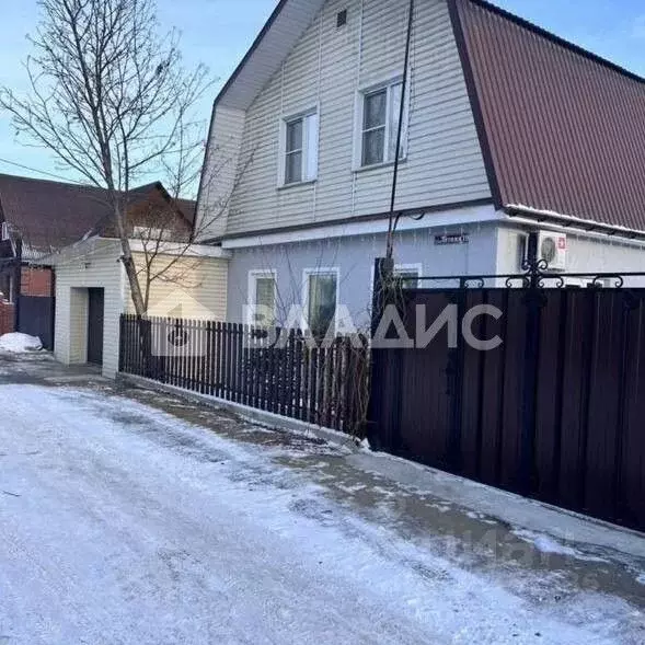 Дом в Иркутская область, Ангарск Байкальск мкр, Летняя ул., 19 (200 м) - Фото 1