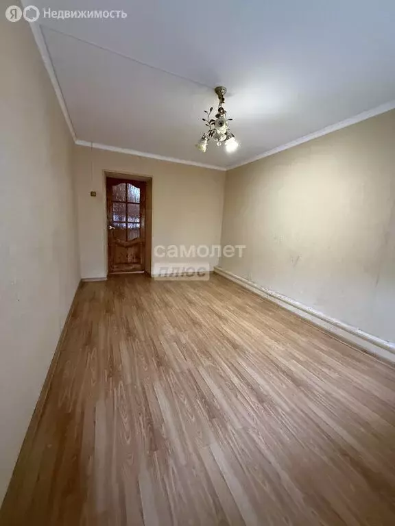 4-комнатная квартира: Нальчик, улица Байсултанова, 17 (77.4 м) - Фото 2