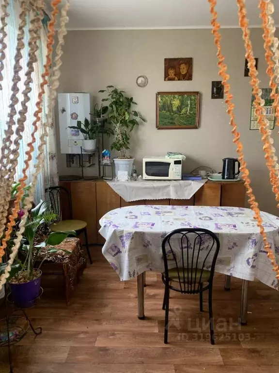 Дом в Саратовская область, Саратов ул. Лазурная, 65 (118 м) - Фото 0