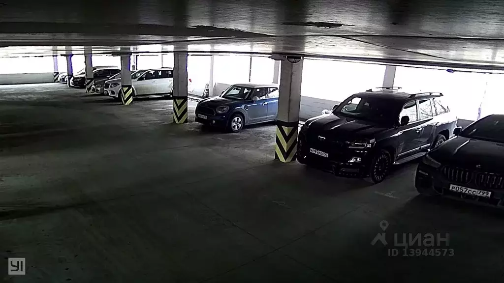 Помещения на автостоянке Помещения на автостоянке