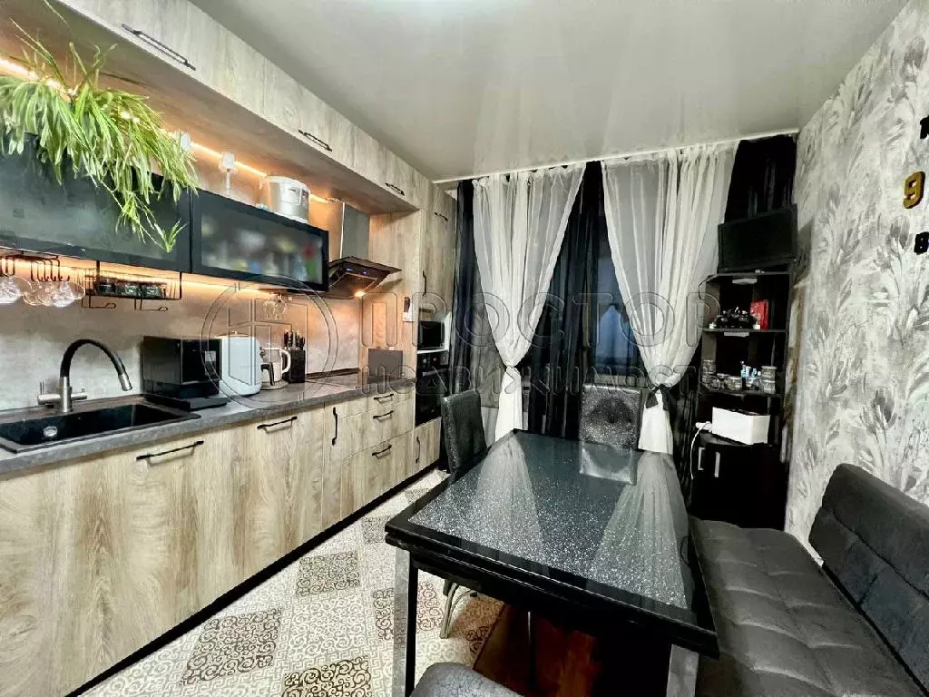 Продается 2-комнатная квартира - Фото 1