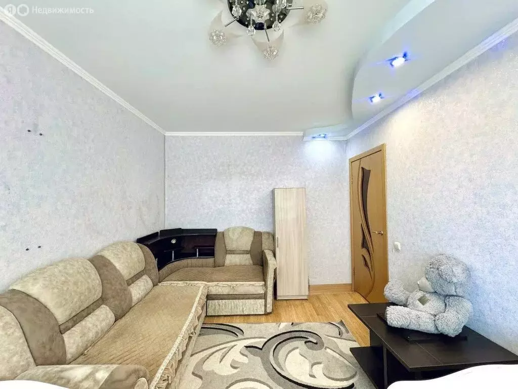 3-комнатная квартира: село Лямбирь, Гражданская улица, 21 (61.2 м) - Фото 1