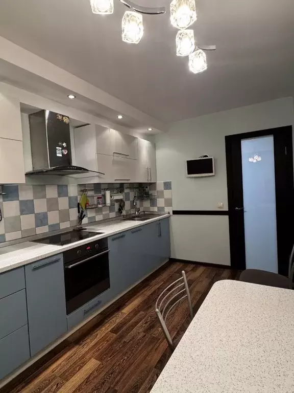 2-к кв. Пермский край, Пермь ш. Космонавтов, 173Б (61.6 м) - Фото 2