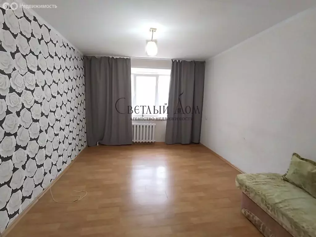 2-комнатная квартира: Чернушка, Красноармейская улица, 84 (48.7 м) - Фото 1