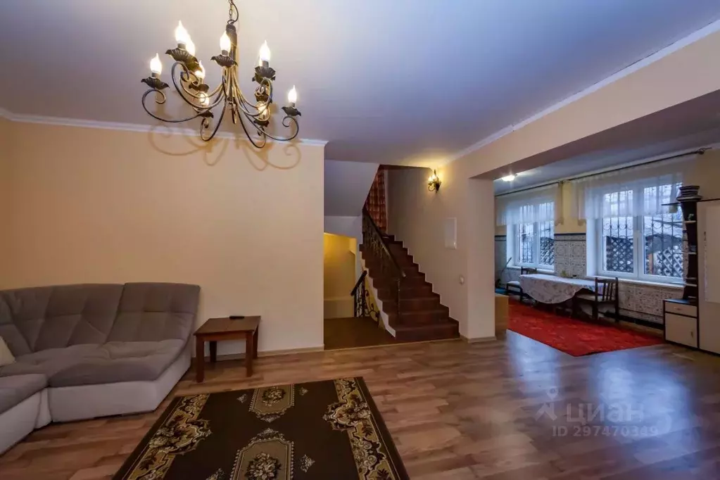 Дом в Крым, Симферополь ул. 29-я Коллективных Садов, 52 (196 м) - Фото 1
