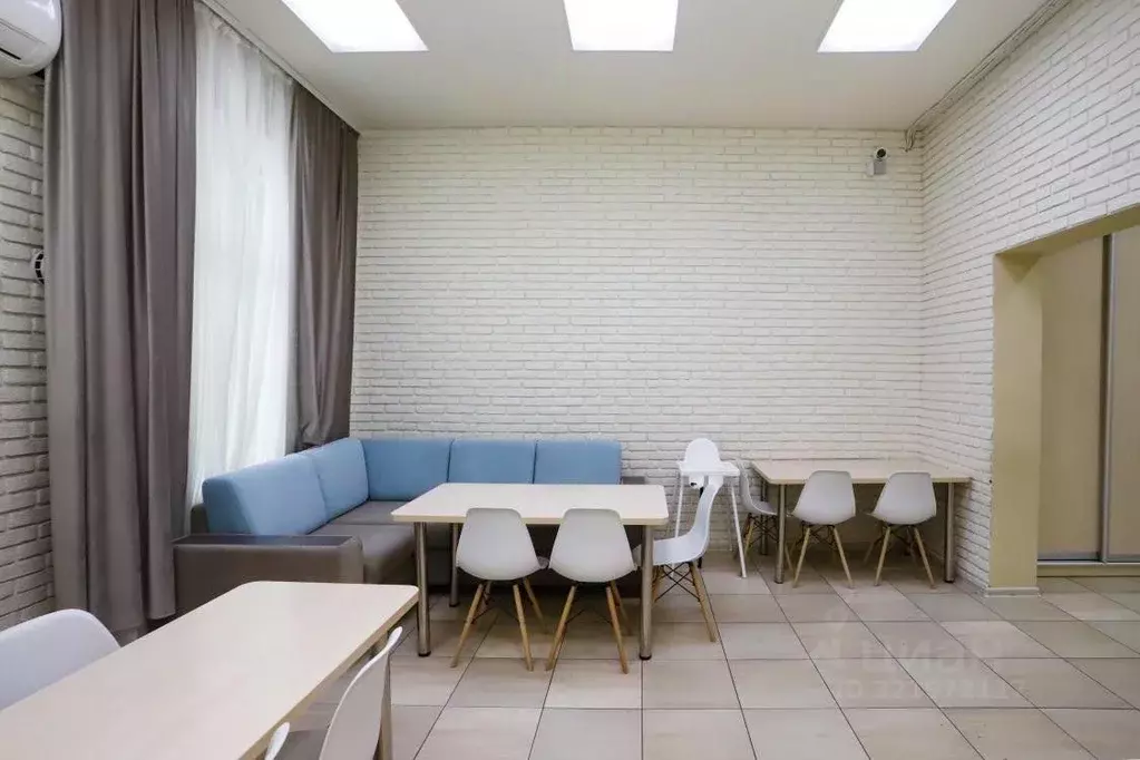 Помещение свободного назначения в Иркутская область, Иркутск ул. ... - Фото 1