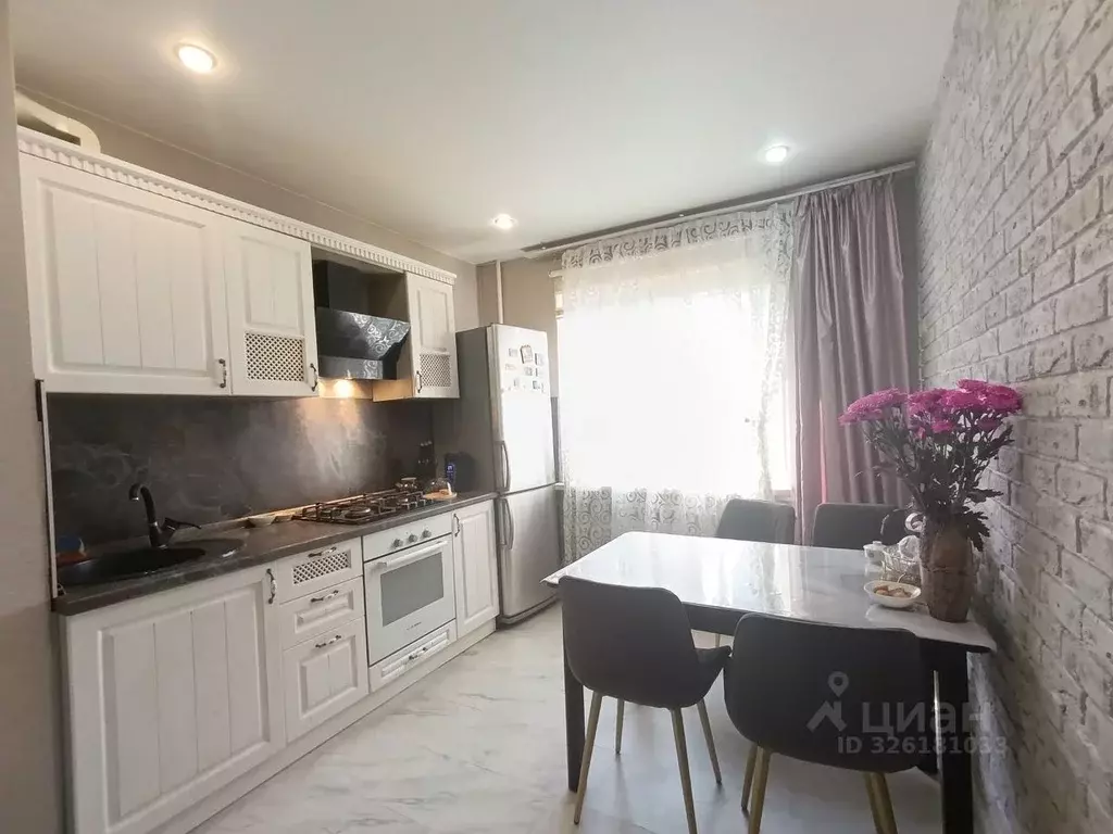 3-к кв. Краснодарский край, Новороссийск ул. Энгельса, 76 (63.1 м) - Фото 2