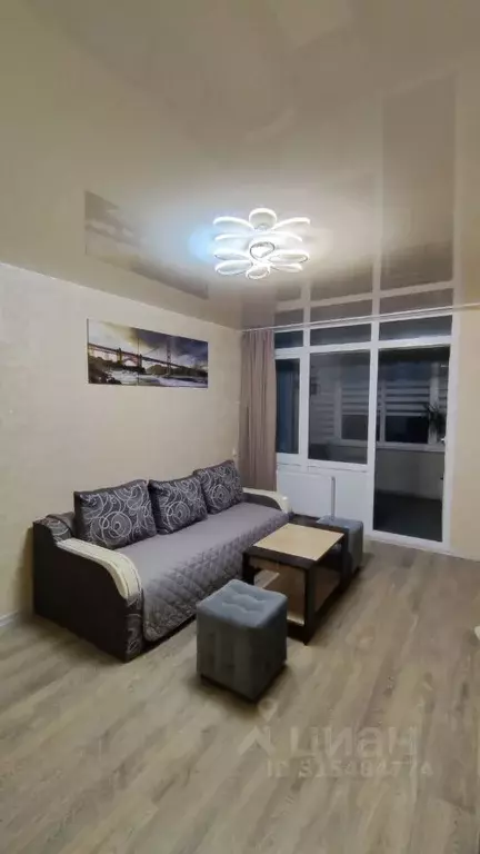 3-к кв. Крым, Красноперекопск 10-й мкр, 3 (65.6 м) - Фото 0