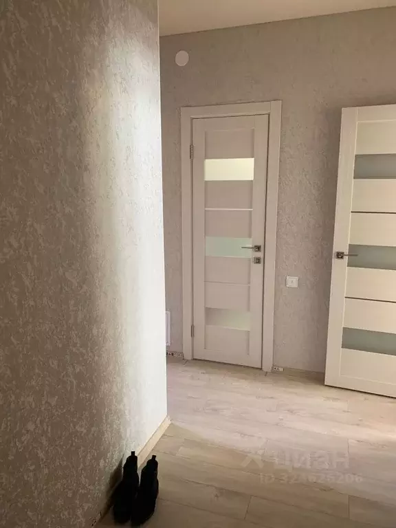 1-к кв. Крым, Симферополь ул. Железнодорожная (40.0 м) - Фото 2