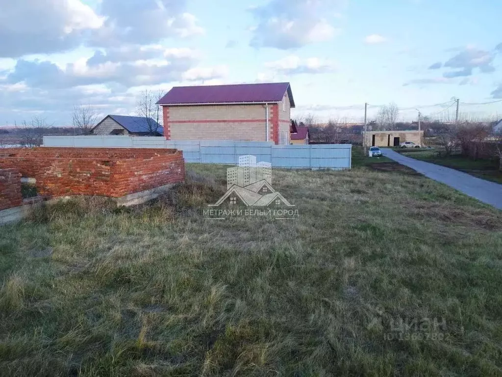 Участок в Белгородская область, Белгородский район, Беломестненское ... - Фото 0