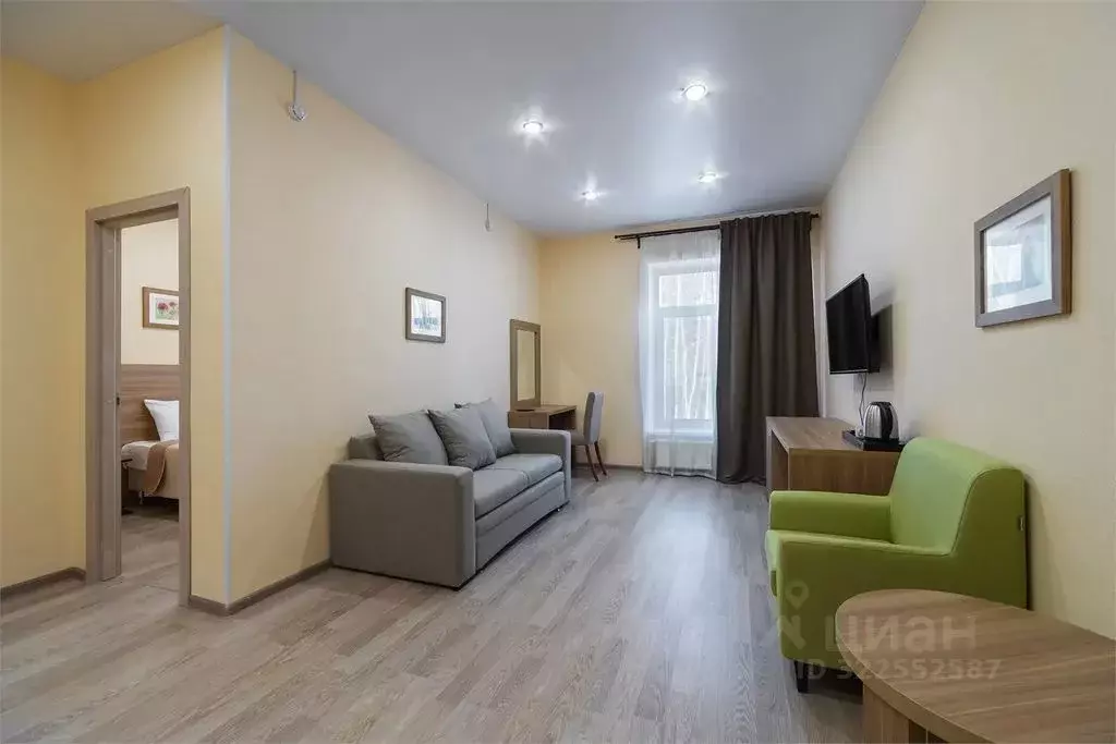 Комната Свердловская область, Екатеринбург ул. Республиканская, 1А - Фото 2