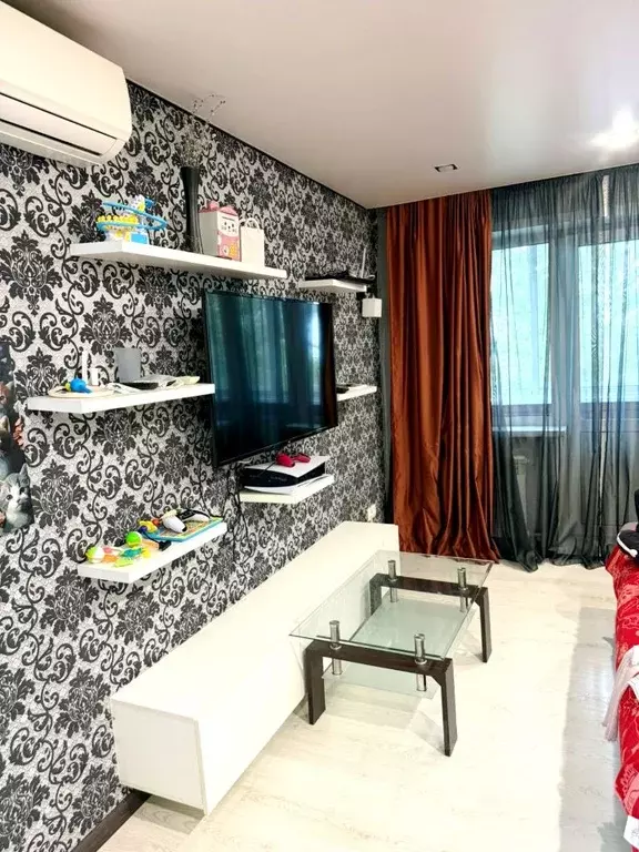 2-к кв. Красноярский край, Красноярск просп. Металлургов, 27 (46.0 м) - Фото 1