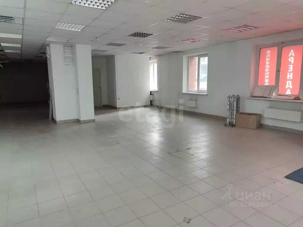 Помещение свободного назначения в Красноярский край, Красноярск ул. ... - Фото 1