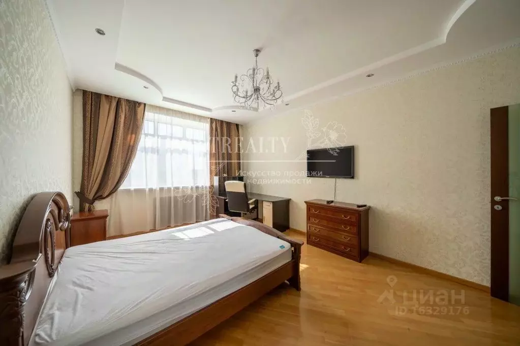 3-к кв. Москва ул. Крылатские Холмы, 37 (120.0 м) - Фото 2