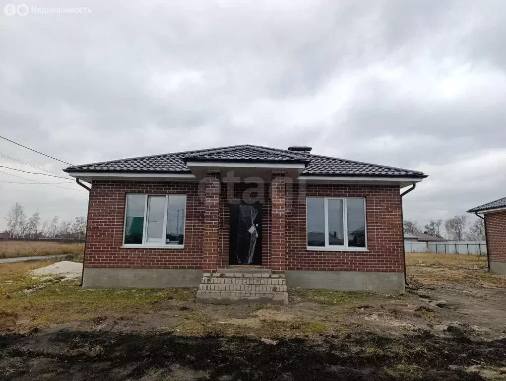 Дом в село Новая Усмань, улица Менделеева, 1 (90.2 м) - Фото 1