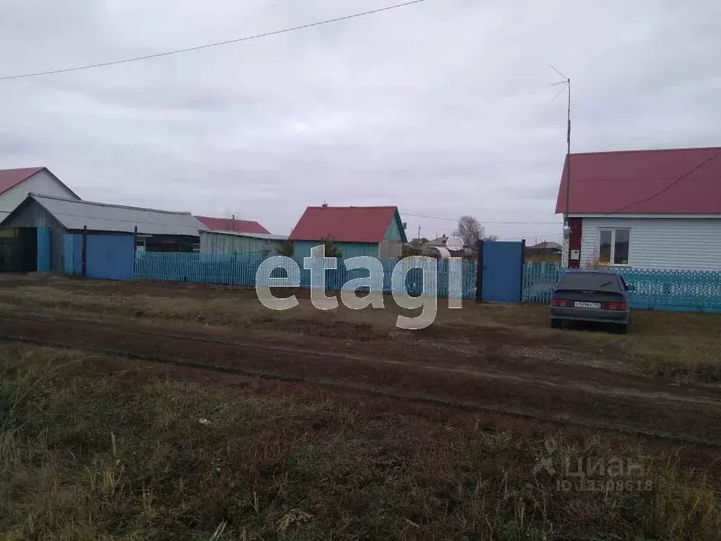 Дом в Омская область, Нижнеомский район, с. Старомалиновка Новая ул. .,  Купить дом Старомалиновка, Нижнеомский район, ID объекта - 50010684154