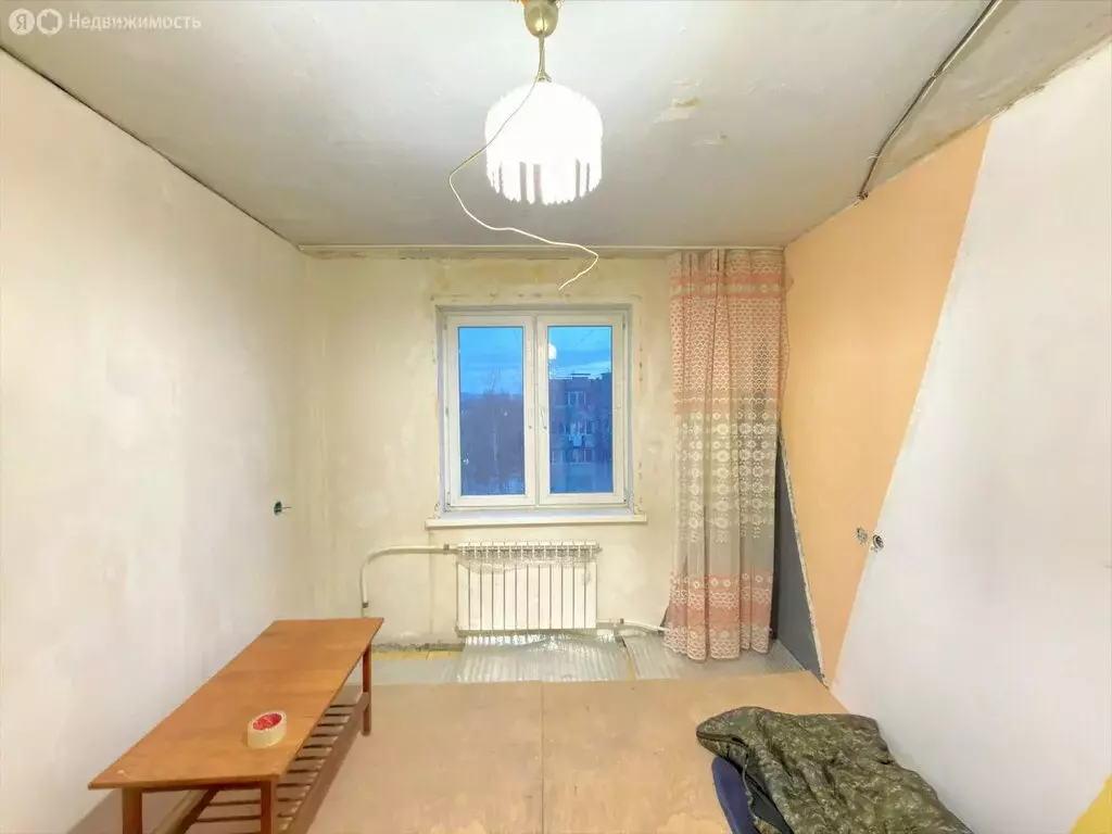 2-комнатная квартира: Артём, Михайловская улица, 6 (52.5 м) - Фото 1