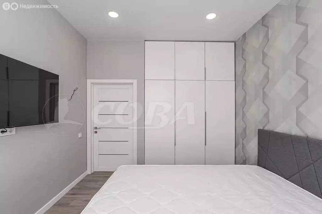 2-комнатная квартира: Тюмень, улица Газовиков, 34 (58 м) - Фото 1