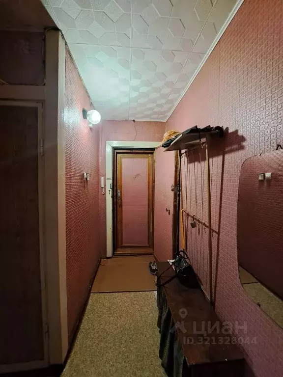 3-к кв. Омская область, Омск Городок Нефтяников мкр, ул. Волкова, 9 ... - Фото 2